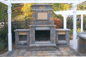 Outdoor fireplace