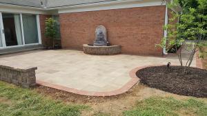 Patio with fountain