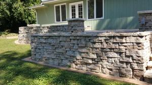 retaining wall around patio